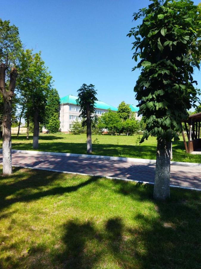 Оздоровительный Комплекс Княжий Град Hotel Khascheve Bagian luar foto